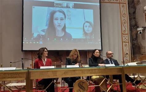 Violenza sulle donne: Giusy Versace porta gli studenti in Senato 